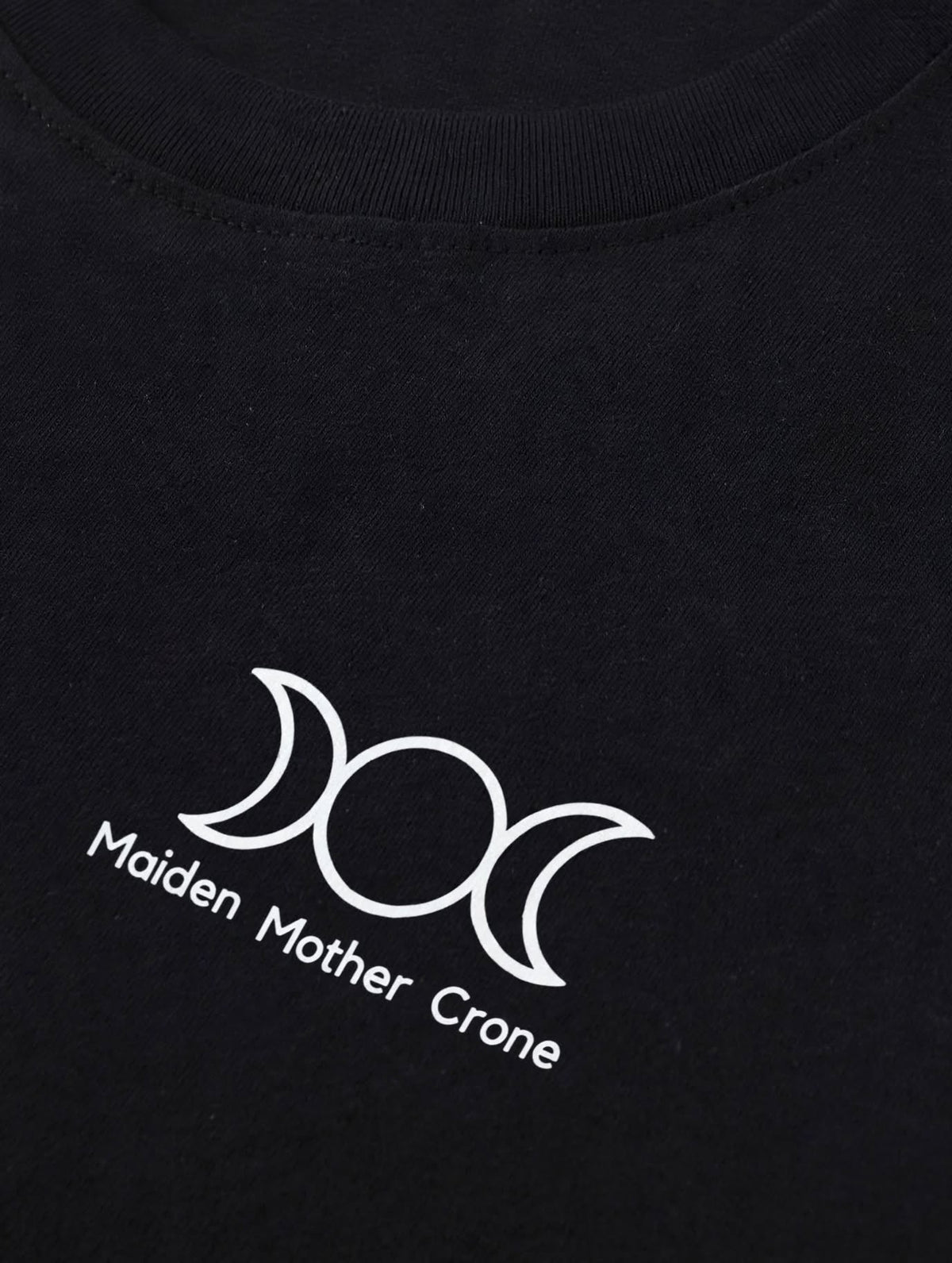 Aindri Couture Gothic spire tshirt(vintage  black)